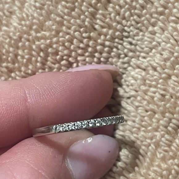 Wedding engagement ring and band - Picture 5 of 7